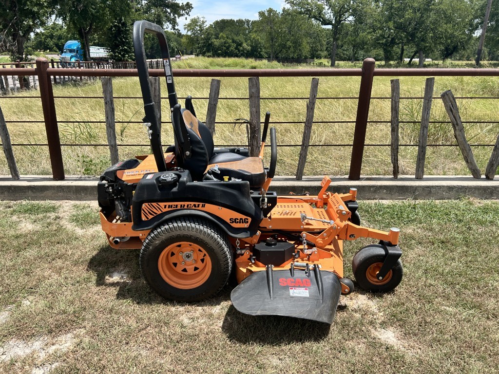 CrankyApe.com - Online Van Auctions