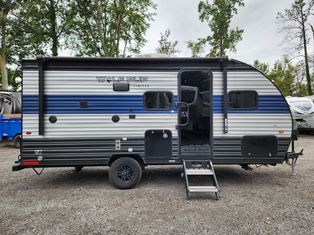 161747